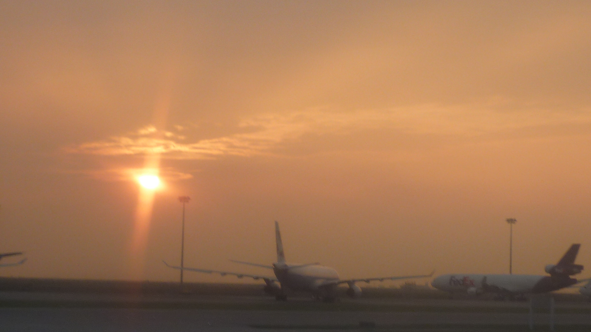 Secure the best flight deal avoid flight fees